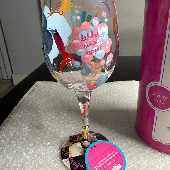 Lolita "Stylist Girl" hand-painted wine glass - Picture 2 of 9